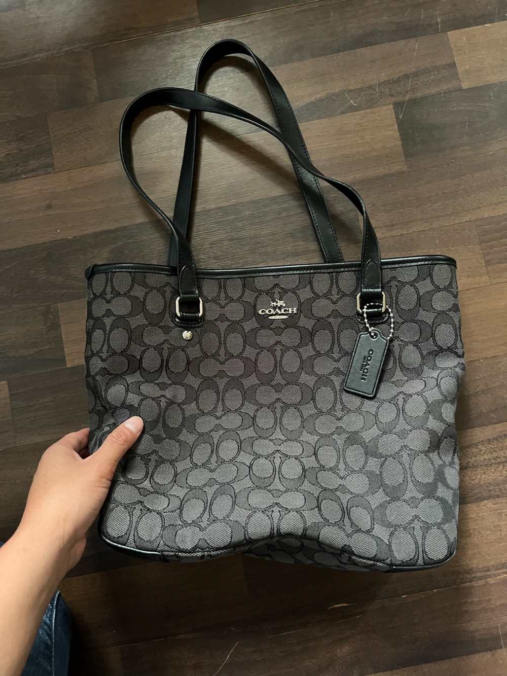 COACH Signature Canvas Tote Bag in Charcoal/Black